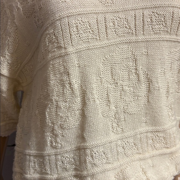 Vintage Cuddle Knit Cream Soft Short Sleeve Sweater Size L - Picture 2 of 4